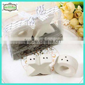 Cheaper ceramic salt and pepper shaker wedding favors                        
                                                Quality Choice