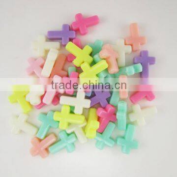 Colorful small religious plastic crucifix cross bracelet beads