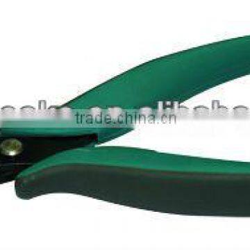 Item JP1502 Hole punch Pliers with molded handles