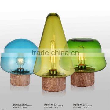 2015 Hot Sale Popular Classic Simple green glass study table wooden desk lamp With Edison Bulb Wooden Base edison lamp                        
                                                Quality Choice