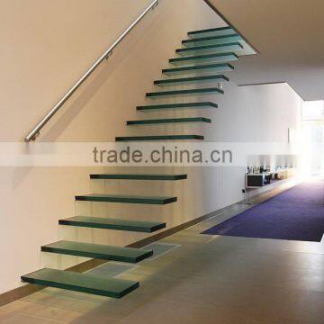 Glass staircase without railing