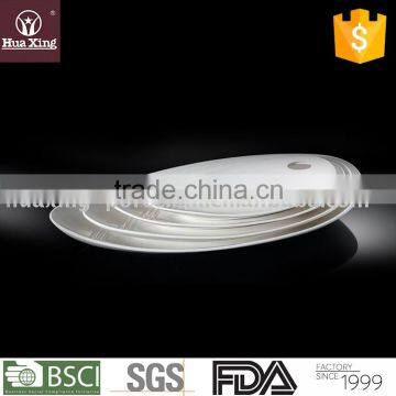 H6115 hot sale white porcelain embossed oval plate with three lines