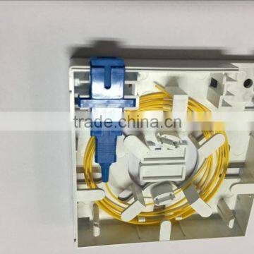 2/4 Port Ftth Indoor Fiber Box, Optical Fiber Terminal Box With sc Fiber Adaptor and sc Fiber Pigtail photo-2