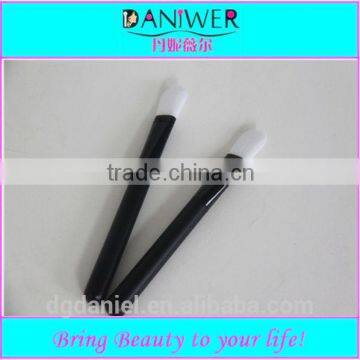 Fashional single white synthetic Mask brush black handle facial brush