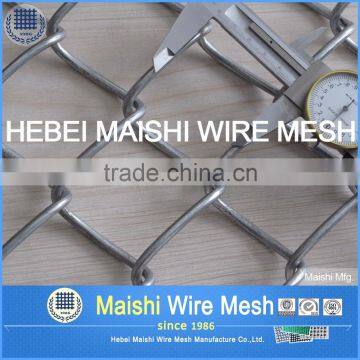 60mm Mesh Opening Hot Dipped Galvanized Chain Link Fence photo-2