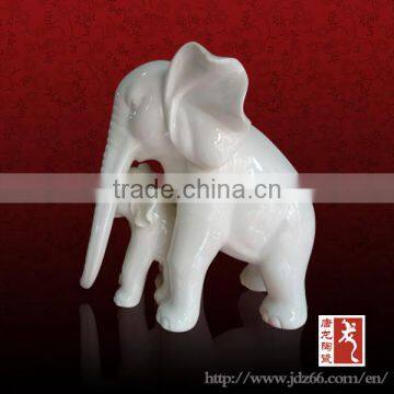 Jingdezhen elephant ceramic mother and child sculptures