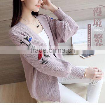 Fall Ladies Loose Embroidery Sweater Coat Green Bishop Sleeve Knit Short Sweater photo-3