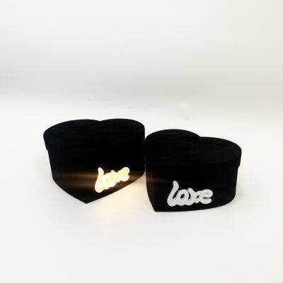 Инновационная упаковка подарков на День Матери 2025 года. 2 штуки сердечных коробок для подарков со светодиодными лампами в форме сердца для Дня Святого Валентина photo-3
