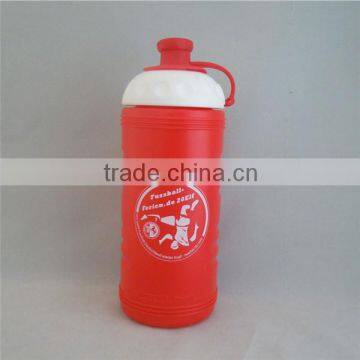 CHINA RED BPA FREE PE SPORTS BOTTLE WITH WATER LINE AND CAPS photo-2