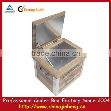 Wood sawdust pellet cooler