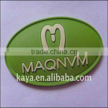 Custom design cheap plastic logo badge
