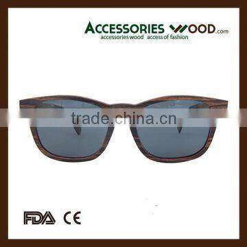 Hoting Selling Wooden Sunglasses With Wooden Layered Frame and Polarized Coating Lenses photo-2