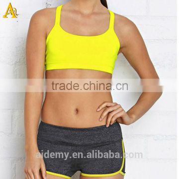 Nylon spandex fabric wholesale Sports bra and running shorts womens sports wear