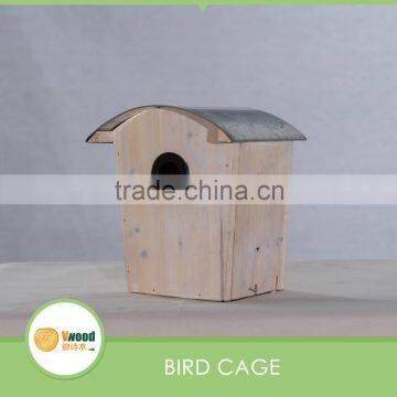 Wood round roof bird house