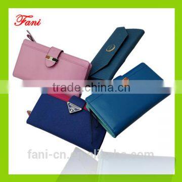 High quality elegant appearance with metal button and zip design for women leather wallets / cluth purse