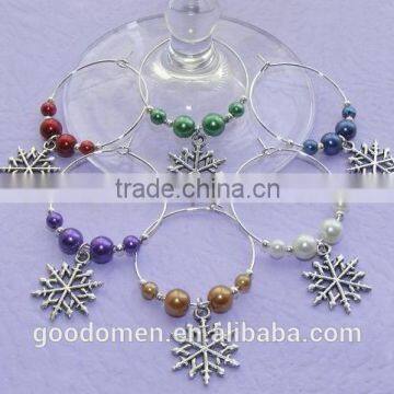 new design engraved custom logo snowflake christmas glass wine charm