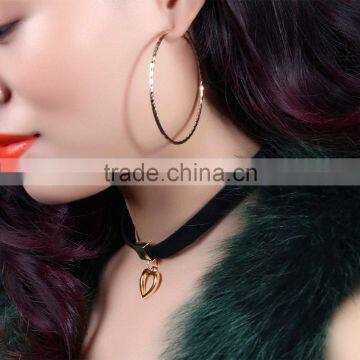 Gothic Choker Necklace For Women Hollow Heart Pendant With Smooth Flannel photo-5