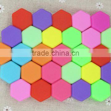 Popualar Silicone Wheel Cap,hub Screw Cover,silicone Wheel Nut Cover photo-5