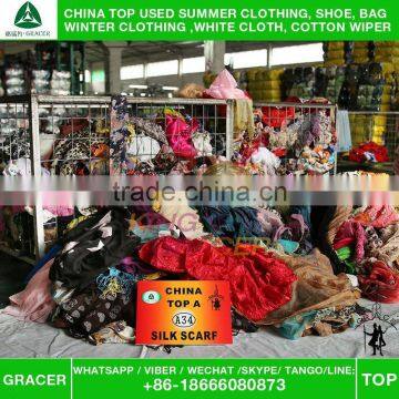 Stock Second Hand Bales 100Kg Ladies Silk Scarf Used Clothing Warehouse photo-3