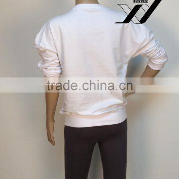 White Crew Neck Sweatshirt for Women With Rabbit Print photo-2