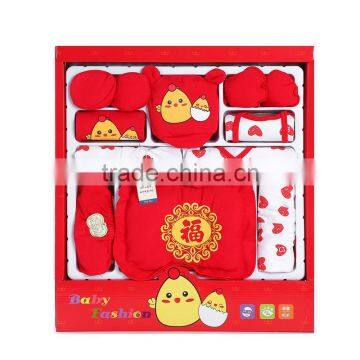 New Style Red Printing Cotton Cheap Newborn Baby Clothing Set photo-2