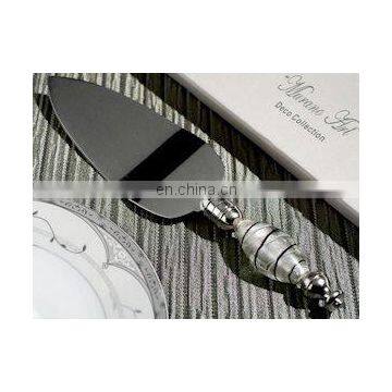 Art Deco Silver and Black Cake Server Favors