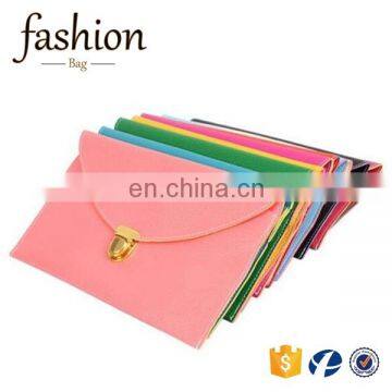 CR USA Market Expert Trendy Small Summer Beige Latch Envelope Bag Retro Chain Single Shoulder Bag Design Clutch photo-2