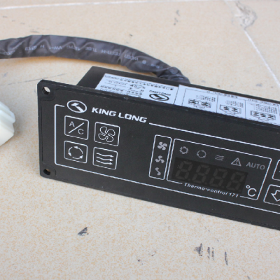 Original Auto ac Parts SK-17-1 Chinese Kinglong Bus AC Control Panel photo-2