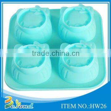 Lovely animal shaped candy mold