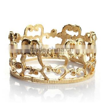 fashionable crown shape metal alloy napkin rings