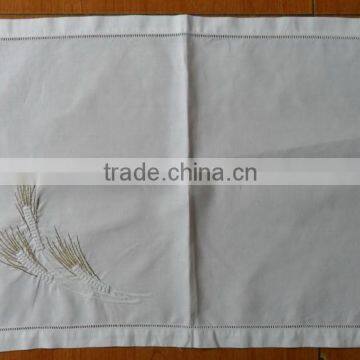 Hand embroidered placemat-design 98