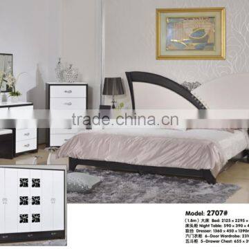 modern style bed sets with black and white color finishing