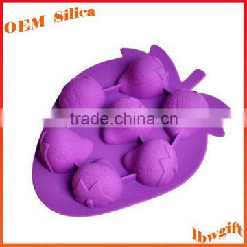 Purple strawberry shape FDA silicone ice tray