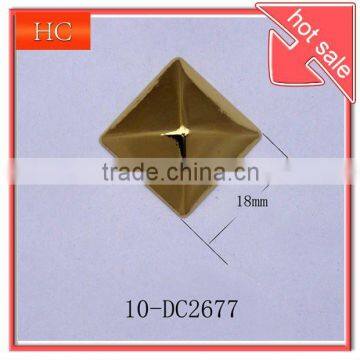 Hot 18mm pyramid rivet