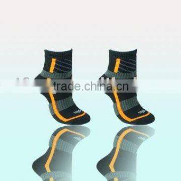 nice quality soft wear cotton sport socks