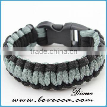 Colorful strong braided paracord survival bracelet with Firestarter Paracord armband