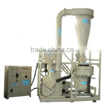 Roto Moulding Machine for Pulveriser Machine