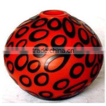 ROUND CHINA RED ART GALLE VASE