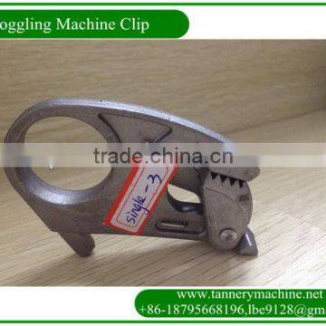 aluminum spring clamp use for the toggling machine