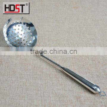 Hot Sale New Design High Quality Screen Flower Handle 304stainless Steel Kitchen Utensils photo-4