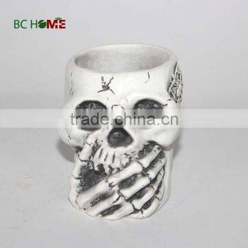 Polyresin skull candle holder table candle holder