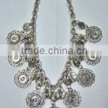 fashion necklace