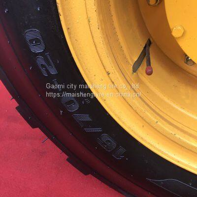 30/40 50 Loader Semi Solid Tyre 16/70-20-24 20.5/70-16 825 750-16