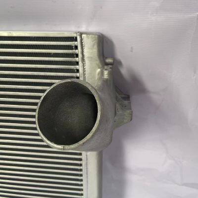 Pop-ups FAW J6 Truck Intercooler 1119010-Q5140 Auto Cooling System photo-6