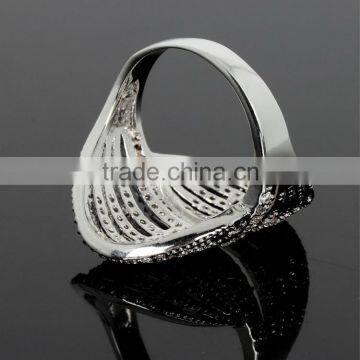 Newest Design Saudi Love 18K Gold Clear Stones Elegant Bridal Jewelry Ring in CZ photo-6