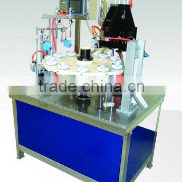 Internal heating type sealing machine for plastic&aluminum plastic tube