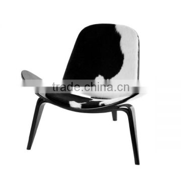 Shell chair in cowhide