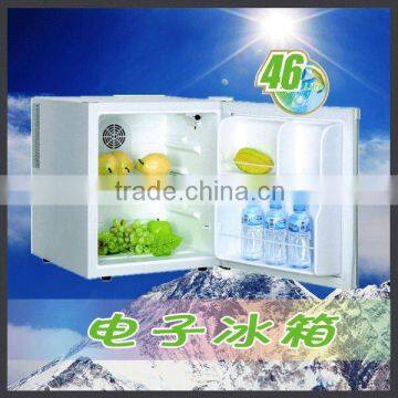 Semiconductor Hotel mini freezer