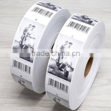 Hot sale clothing garment hang tag printing/custom design recycled paper gloss varnishing paper hangtag