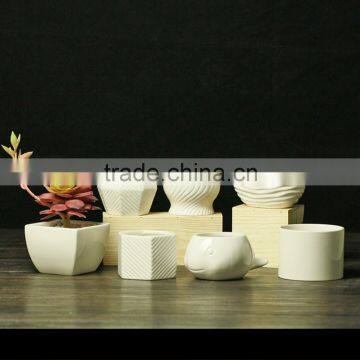 Low MOQ White small ceramic flower pot , wholesale succulent mini plant pot